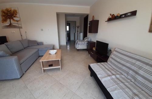 Kymi-Aliveri House | ALIVERI FLAT WITH SEA VIEW