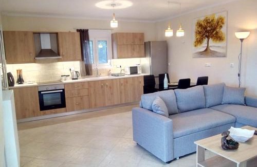 Kymi-Aliveri House | ALIVERI FLAT WITH SEA VIEW