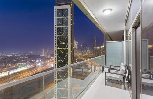 Downtown Dubai Apartment | ALiving Luxury 2BR with Infinity Pool at Paramount Hotel Midtown Close to Dubai Mall & Burj Khalifa