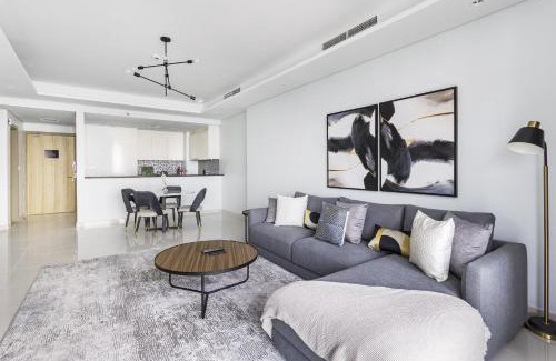 Downtown Dubai Apartment | ALiving Luxury 2BR with Infinity Pool at Paramount Hotel Midtown Close to Dubai Mall & Burj Khalifa