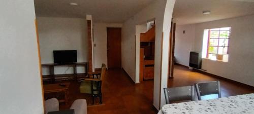 Esquel House | Aljaba