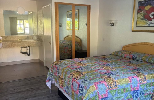 Azusa Hotel | All 8 Motel