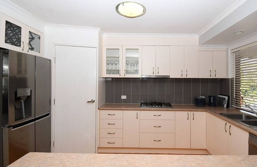 Scarness House | All Decked Out in Hervey Bay