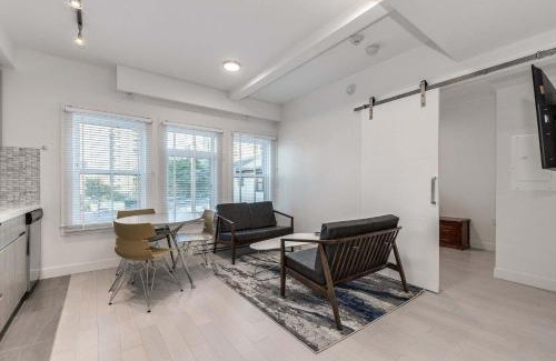 West End Apartment | All-Inclusive Downtown Charm with Complete Amenities