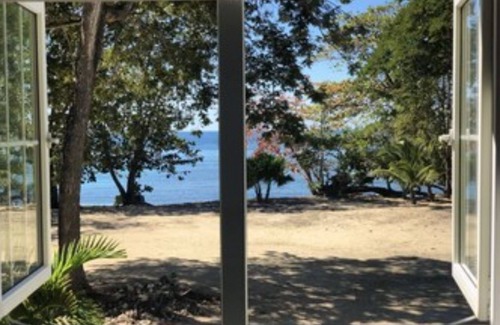 Orange Bay House | All Inclusive Negril Beachfront Family Villa located in a gated country club