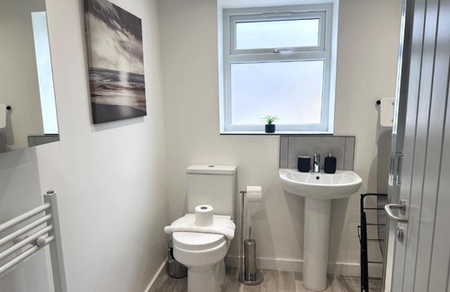 Chesterfield Apartment | All Inn Apartments