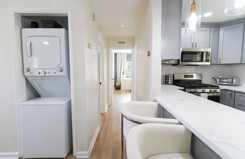 Lancaster House | ⁂ All-New ⁂ AC/Heat⁂W/D⁂ AC⁂ Pet Friendly ⁂ Yard⁂