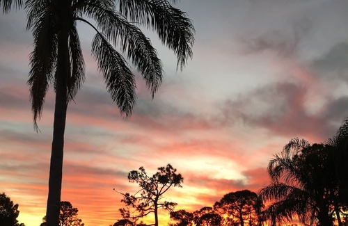 Sun 'N Lake Condo | All New Inside—Sun N’ Lake. Discounts for 7+ nightly bookings!