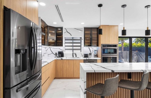Golden Glades House | All New Modern Home in Miami Near Beaches