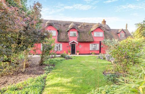 Ashdon House | All Saints Cottage