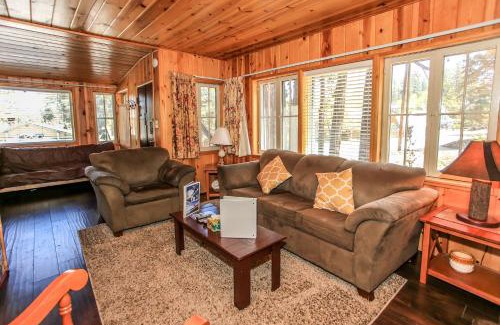 Big Bear Lake House | All Seasons Chateau - Beautiful cozy cabin and just couple steps away from Bear Mountain Resort