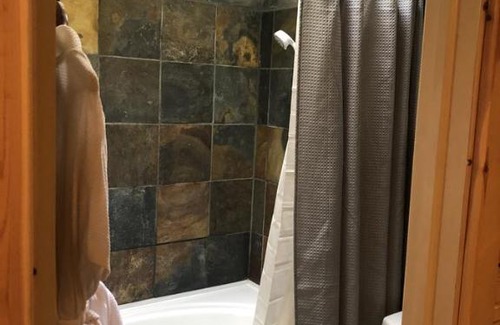 Groveland Bed & Breakfast | All Seasons Groveland Inn