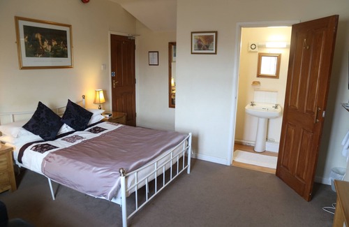 Headington House | All Seasons Guest House