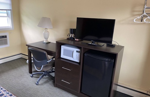 Port Elgin Hotel | All Seasons Motel