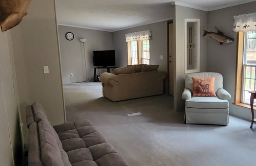 Grayling Cottage | All Seasons Up North Retreat