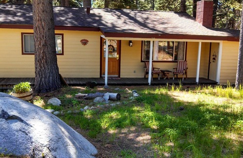 North Upper Truckee Cabin | All The Comfort Of Home Permit Number 0498