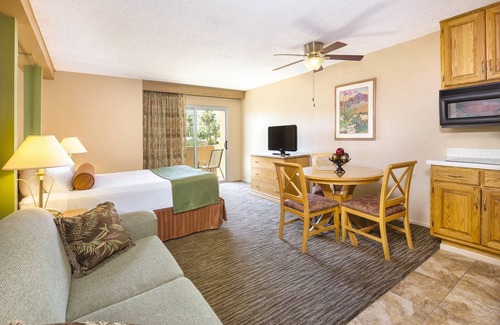 Palm Springs Resort | All the comforts of home!