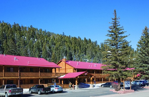 Red River Resort | All the comforts of home!