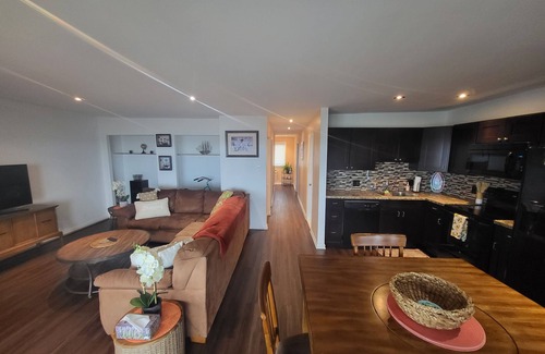 Anglesea House | All Updated - Ocean Front North Wildwood Hm!