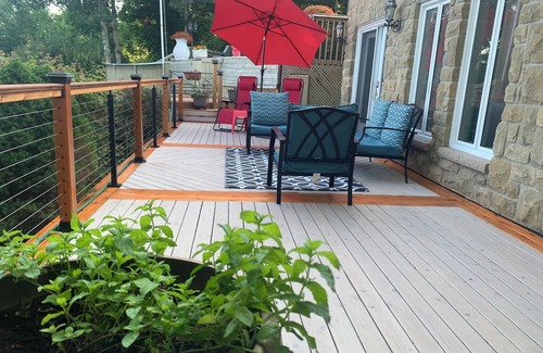 Rideau Lakes House | All Year Lakefront Getaway in a private guest rm & indoor pool/Sauna on QEstate
