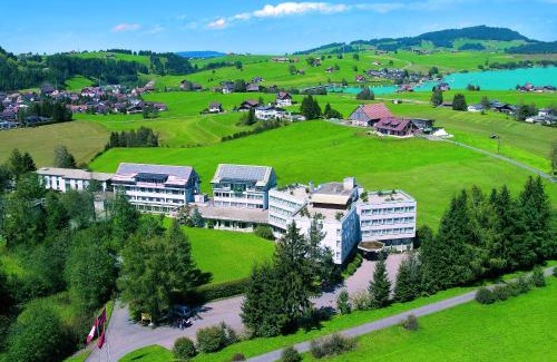 Einsiedeln Hostel | Allegro Alpin Lodge