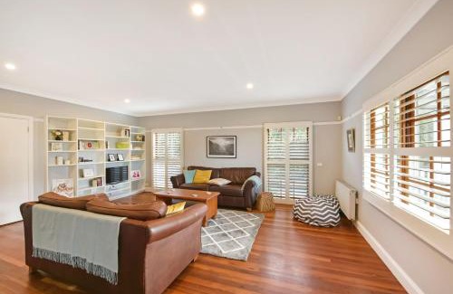 Leura House | Alleura House