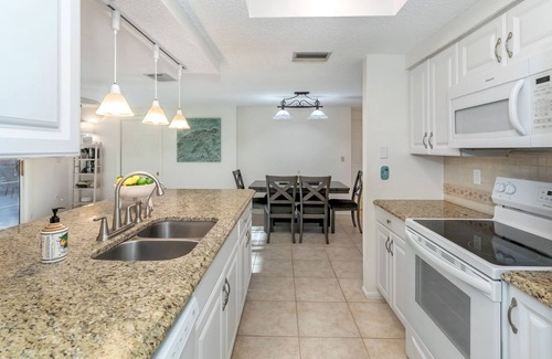 South Venice House | Alligator Escape, Heated Pool Included, just minutes from sun kissed beaches