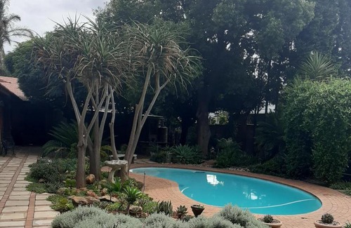Boksburg Bed & Breakfast | Allo Allo