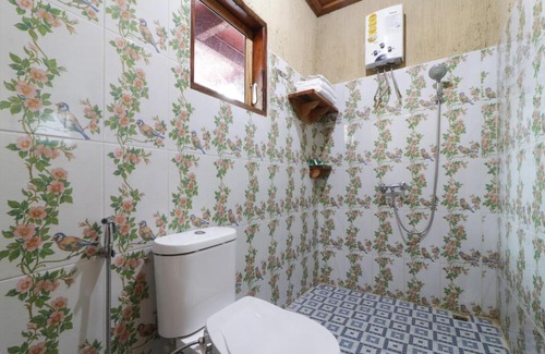 Berastagi House | Alloyna Country Cottage Brastagi
