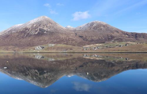 Torrin House | Allt Slapin