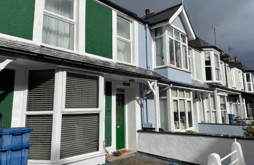 Borth-y-Gest House | Alltwen