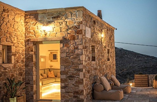 Psathi Villa | Alluring Ios Villa | Villa Almyra | 1 Bedroom | Breathtaking Sea Views |.