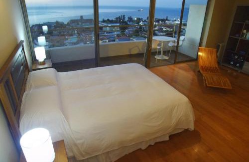 Placeres Apartment | Alluring View at Valparaiso departamento