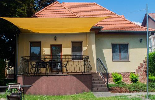 Balatonalmadi Apartment | Almádiszállások