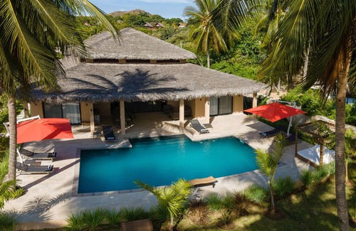 Ambondrona Villa | Alma Villas