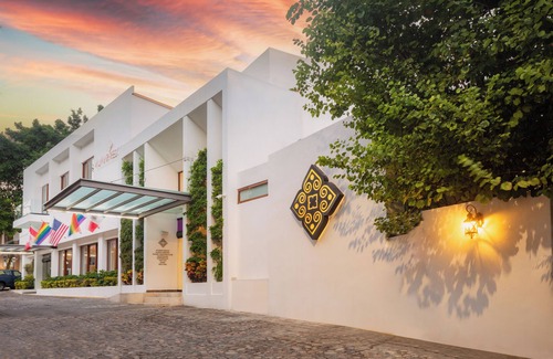 Amapas Apartment | Almar Resort Luxury LGBT Beach Front Experience