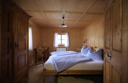 Innervillgraten Ski Chalet | Almhütte Oberschaller bei Alfenalm - Ferienwohnungen am Berg