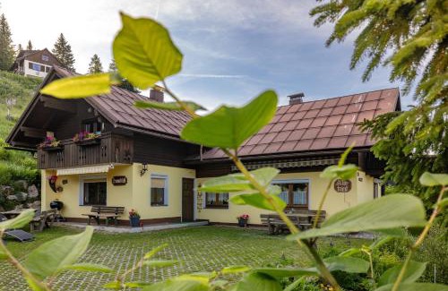 Sonnenalpe Nassfeld House | Almhütten Sonnblick & Almfried