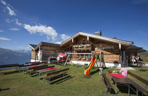 Schonbach Apartment | Almliesl MITT-608