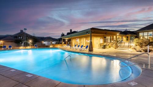 Washington House | Almost Heaven at Coral Ridge Resort