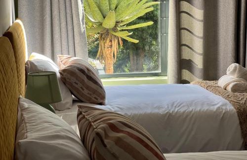 Botha's Hill House | ALOE cottage Valley of a 1000 hills