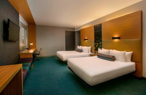 Calle 26 Hotel | Aloft Bogota Airport