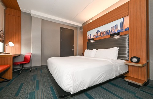 Charlotte Center City Hotel | Aloft Charlotte City Center