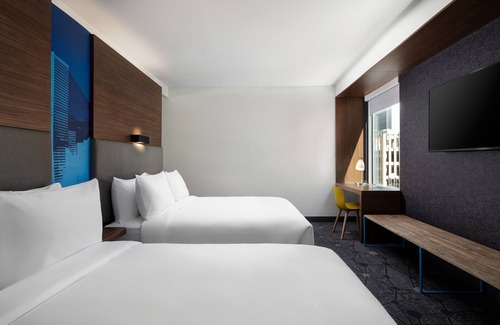 Downtown Denver Hotel | Aloft Denver Downtown