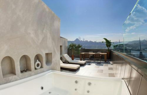 Galata Hotel | Aloft Istanbul Karakoy