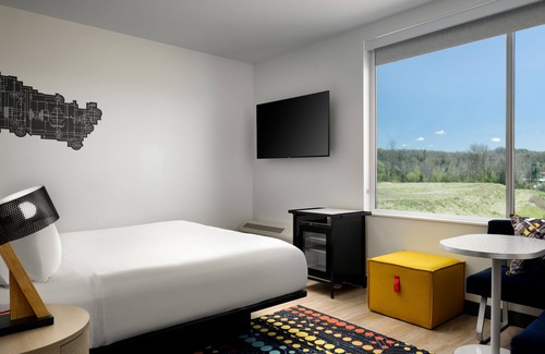 Ashley Oaks Hotel | Aloft Knoxville West