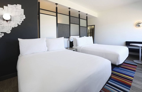 South Central Omaha Hotel | Aloft Omaha Aksarben Village