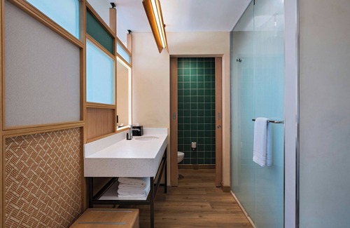 Downtown Hotel | Aloft Playa Del Carmen