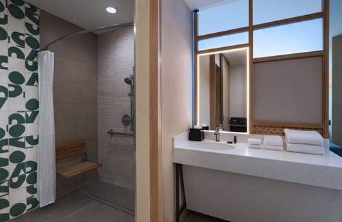 Downtown Hotel | Aloft Playa Del Carmen