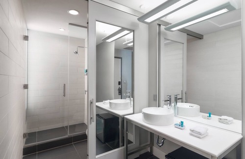 Downtown Tampa Hotel | Aloft Tampa Downtown